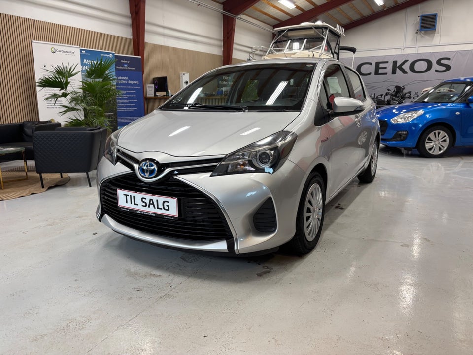 Toyota Yaris 1,5 Hybrid H3 e-CVT 5d