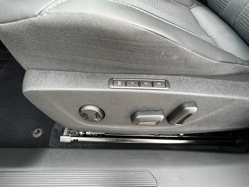 Skoda Enyaq 80 iV Premium Loft 5d