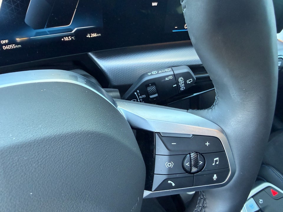 BMW iX1 eDrive20 M-Sport 5d