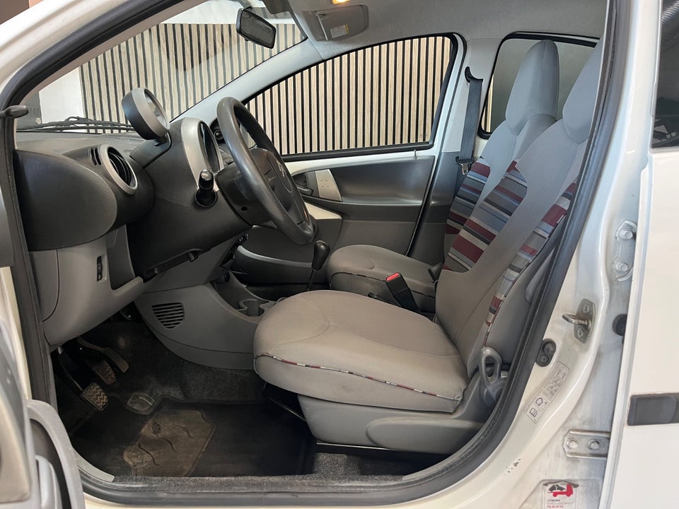 Citroën C1 1,0i Attraction 5d