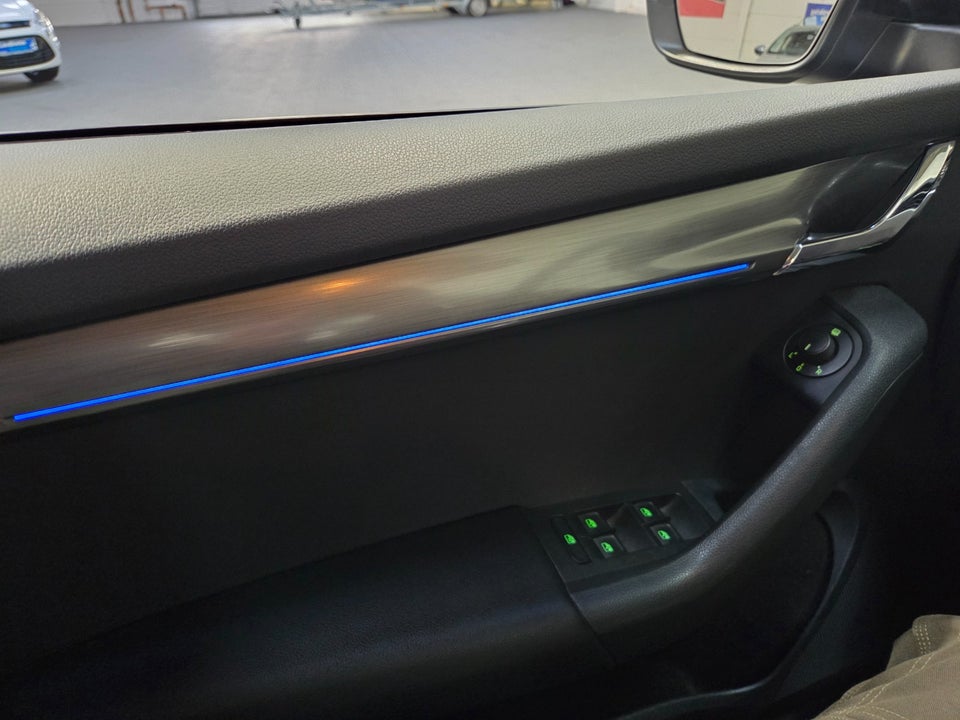 Skoda Octavia 1,6 TDi 115 Style Combi DSG 5d