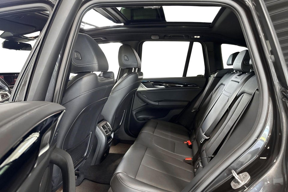BMW iX3 Charged M-Sport 5d