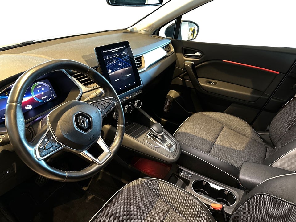 Renault Captur 1,6 E-Tech Intens 5d