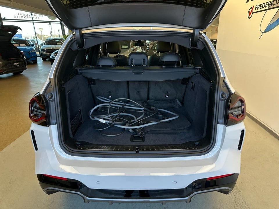 BMW iX3 Charged Plus M-Sport 5d