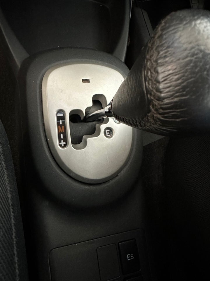 Toyota Yaris 1,0 Luna M/M 5d