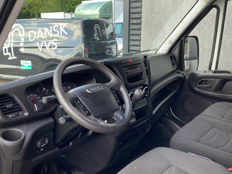 Iveco Daily 3,0 35S17 Alukasse m/lift 2d