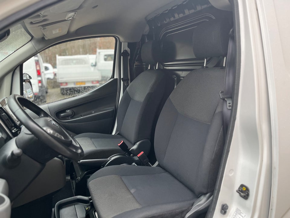 Nissan e-NV200 Premium Van 5d