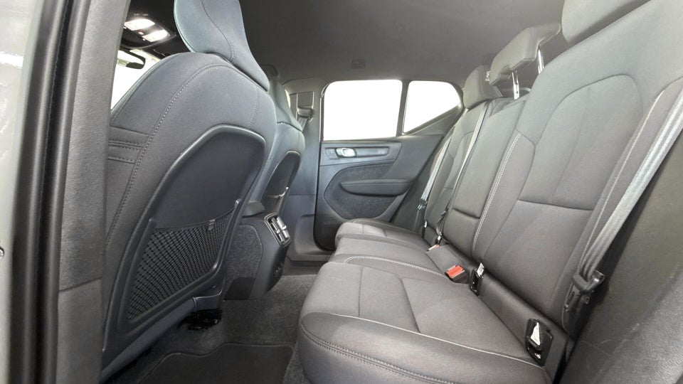 Volvo EX40 Extended Range Plus 5d
