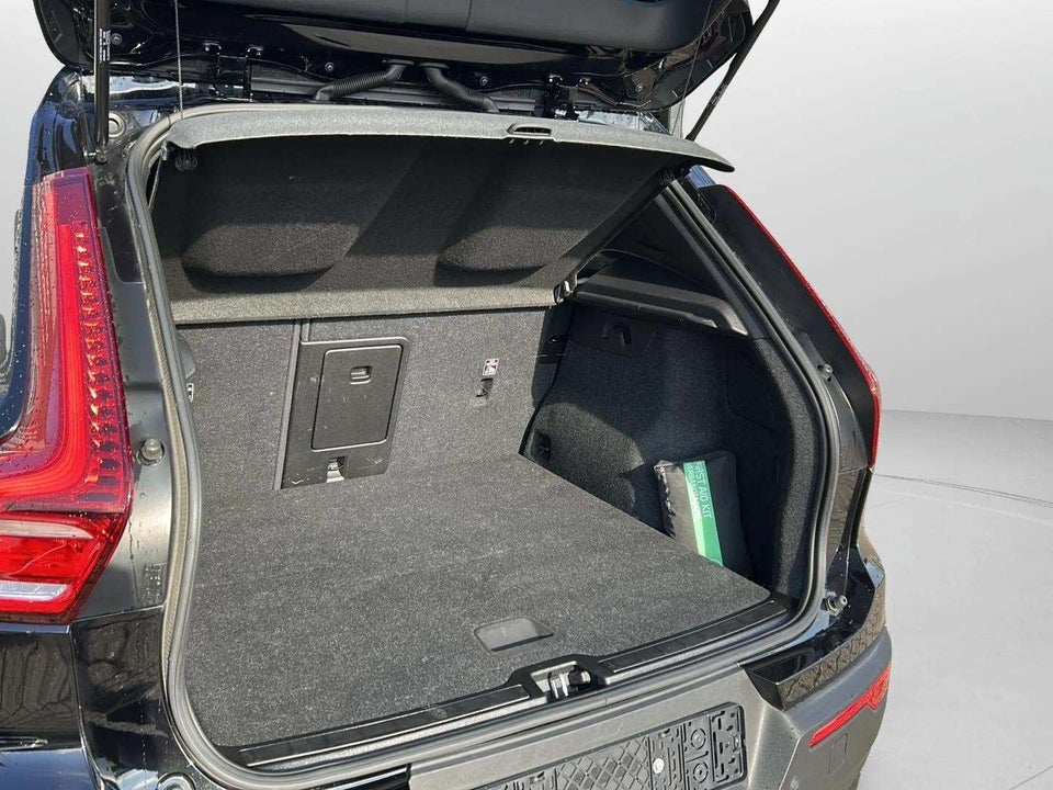 Volvo XC40 P6 ReCharge Core 5d