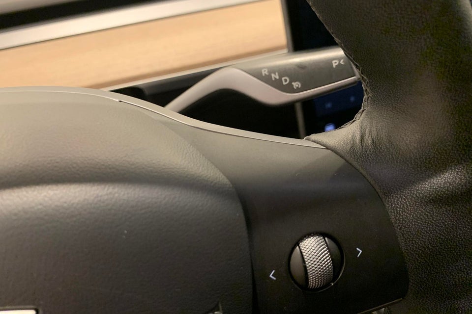 Tesla Model Y Performance AWD 5d