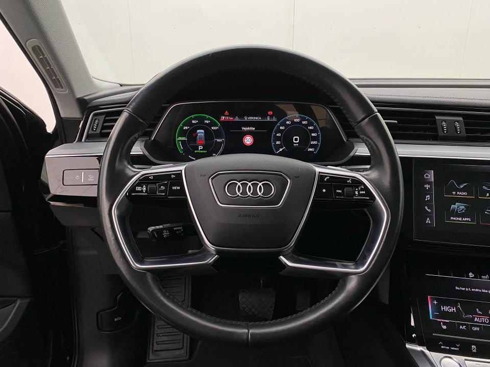 Audi e-tron 50 quattro 5d
