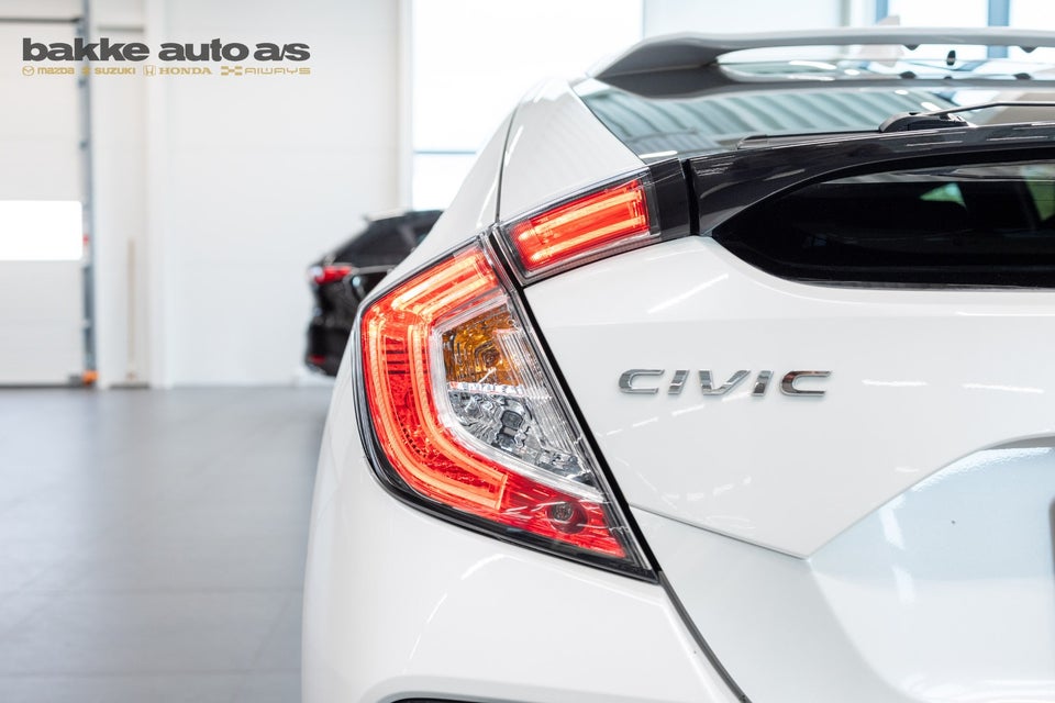 Honda Civic 1,0 VTEC Turbo Prestige CVT 5d