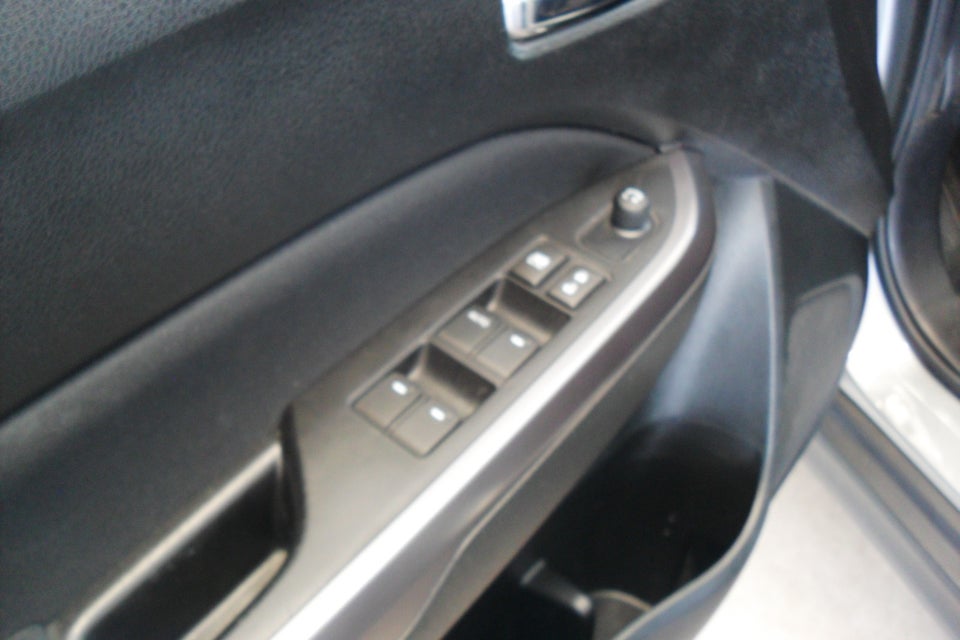 Suzuki Vitara 1,5 S-Hybrid Active AGS 5d