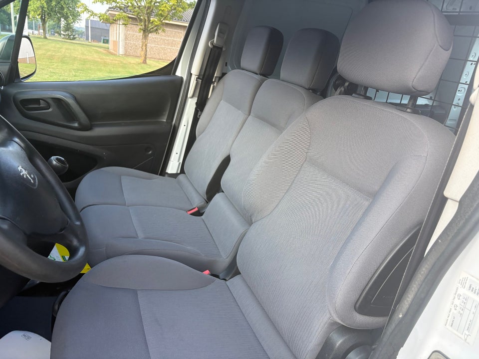 Peugeot Partner 1,6 BlueHDi 100 L1 Flex Van 5d