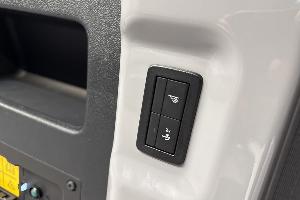 VW e-Transporter 64 Comfort Kassevogn SWB