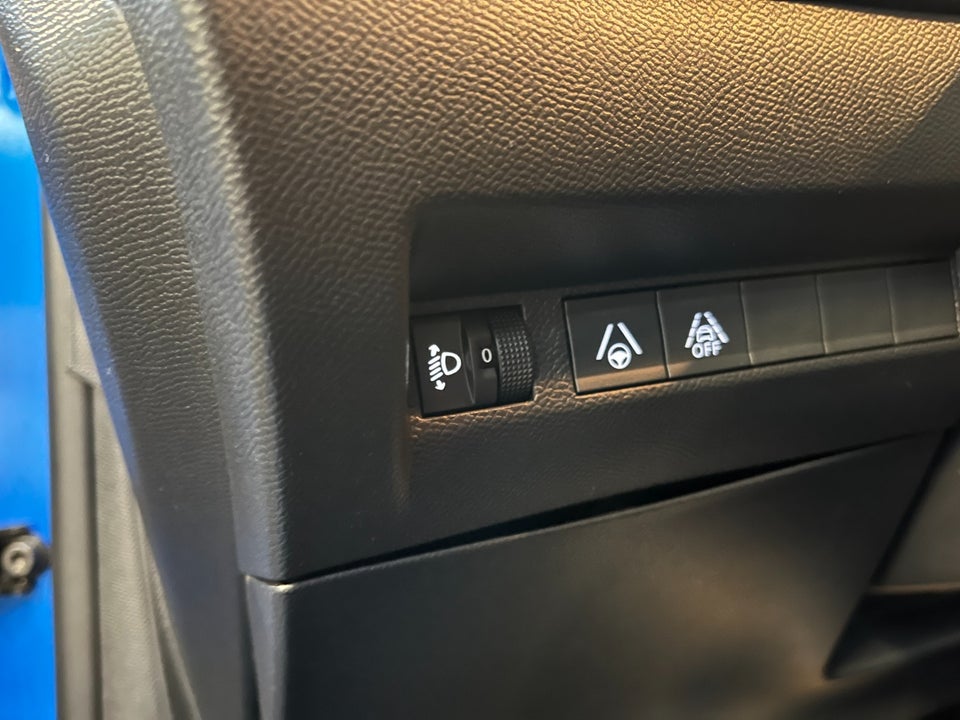 Peugeot e-208 50 Allure 5d