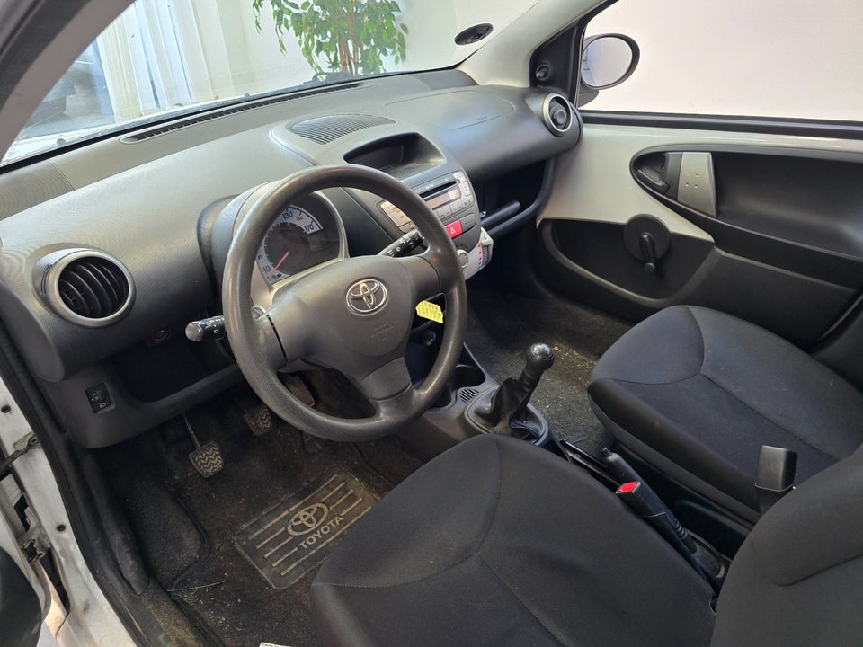 Toyota Aygo 1,0 VVT-i T1 5d