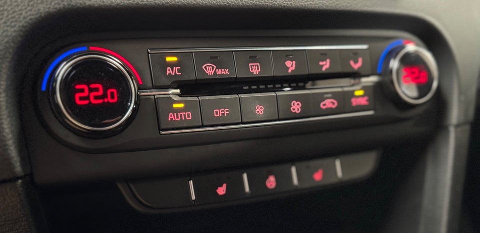 Kia ProCeed 1,6 T-GDi GT DCT 5d