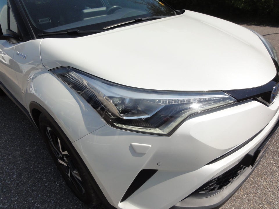 Toyota C-HR 1,8 Hybrid C-ULT CVT 5d