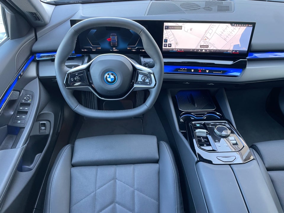 BMW i5 eDrive40 Sport Line 4d