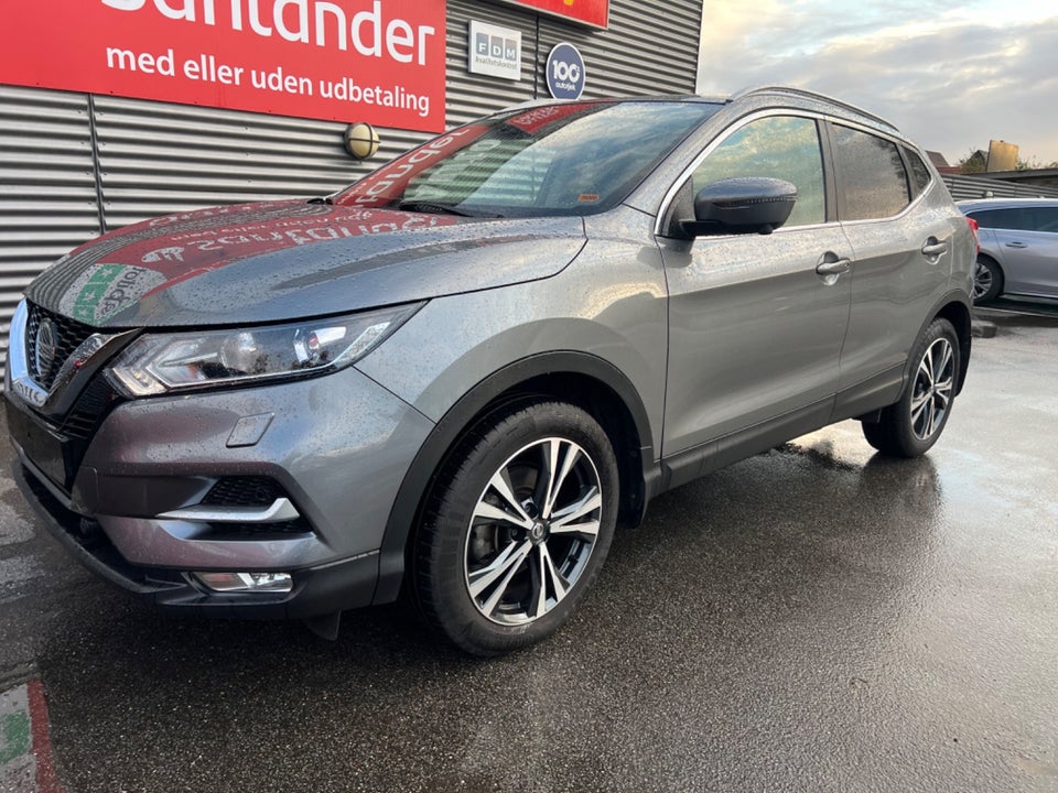 Nissan Qashqai 1,3 Dig-T 140 N-Connecta 5d