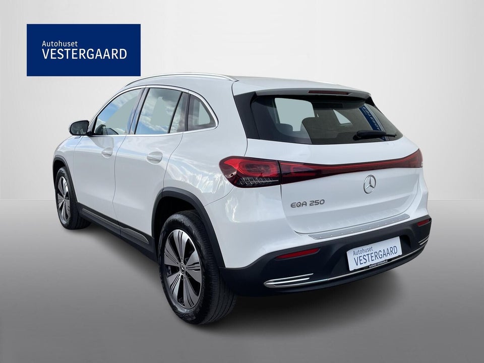 Mercedes EQA250 Progressive 5d