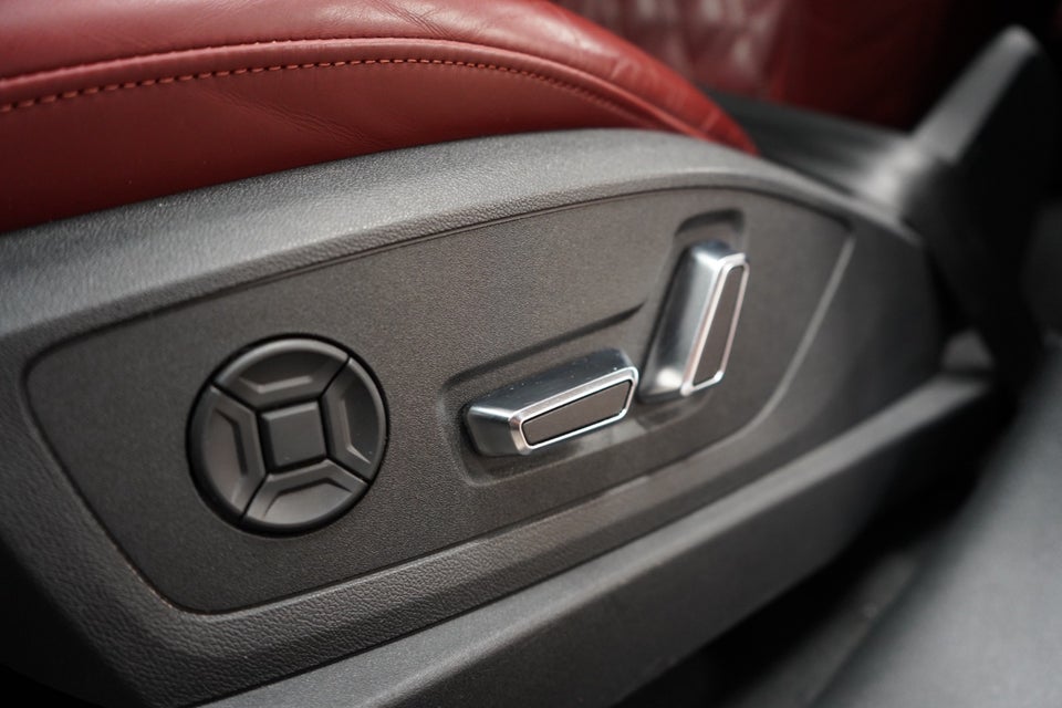 Audi e-tron S quattro 5d