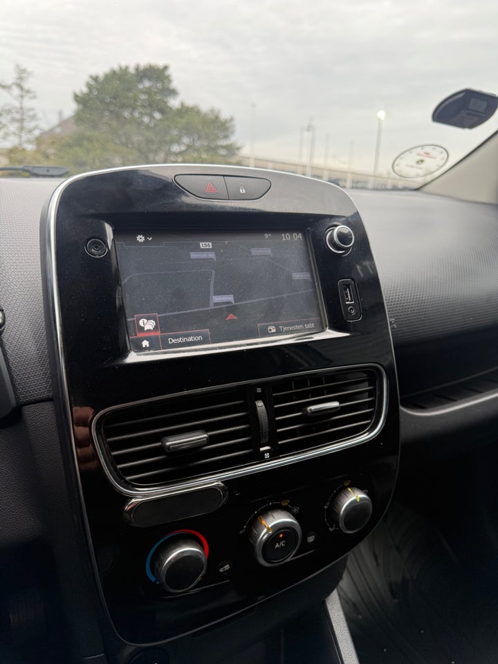 Renault Clio IV 0,9 TCe 90 Expression Sport Tourer 5d