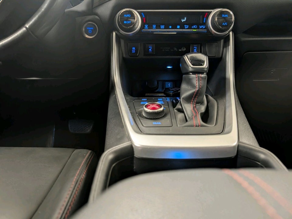 Toyota RAV4 2,5 Plug-in Hybrid H3 Business Style AWD-i 5d