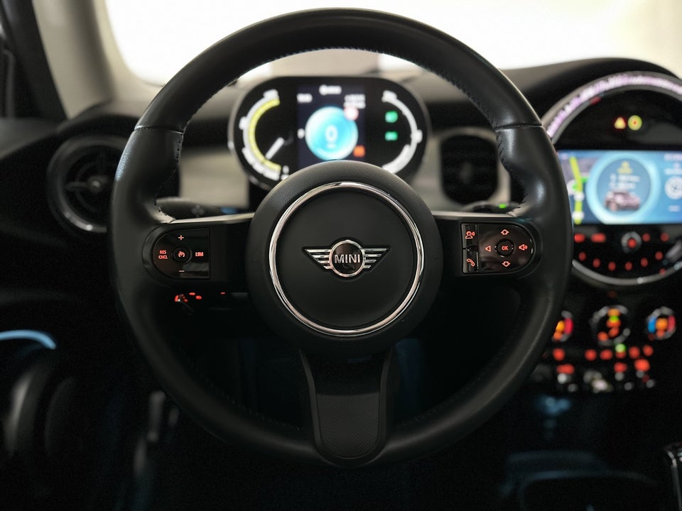 MINI Cooper SE Camden Edition 3d