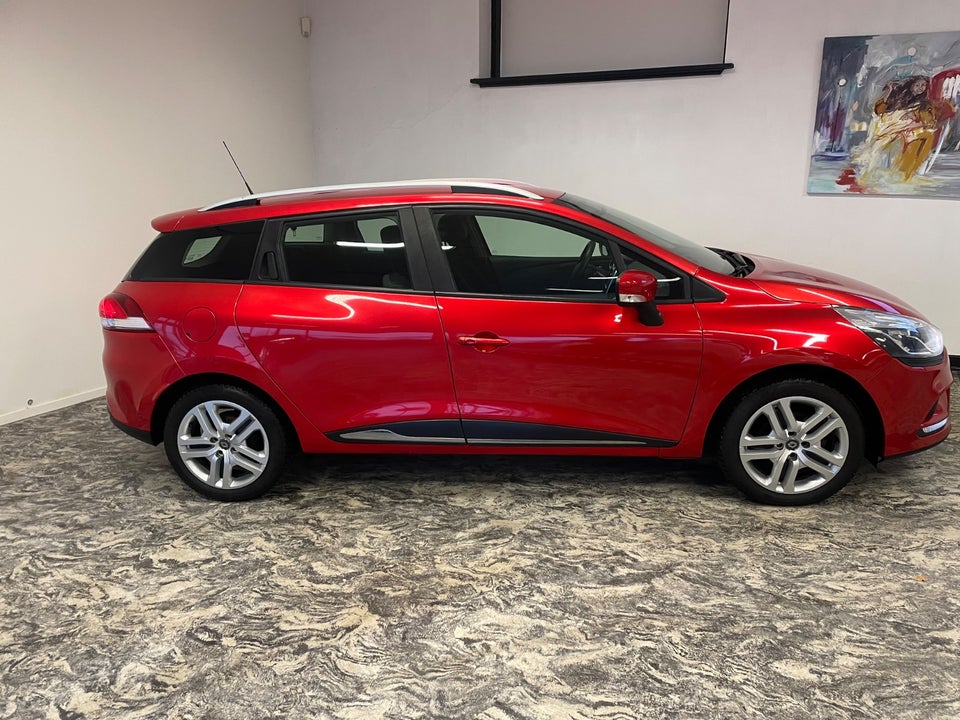 Renault Clio IV 0,9 TCe 90 Zen Sport Tourer 5d