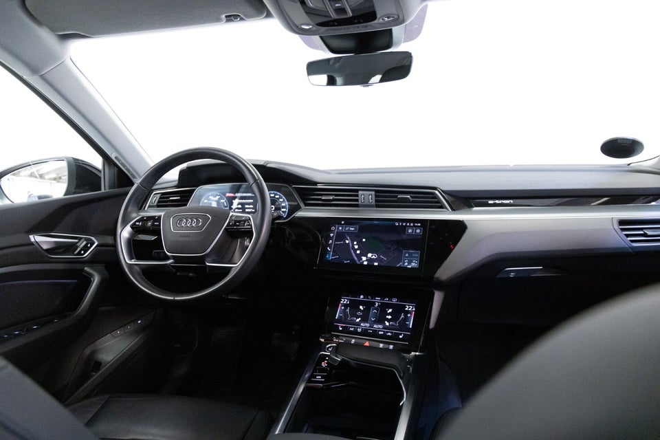 Audi e-tron 55 quattro 5d