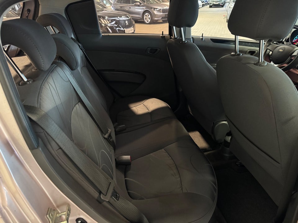 Chevrolet Spark 1,0 LS 5d