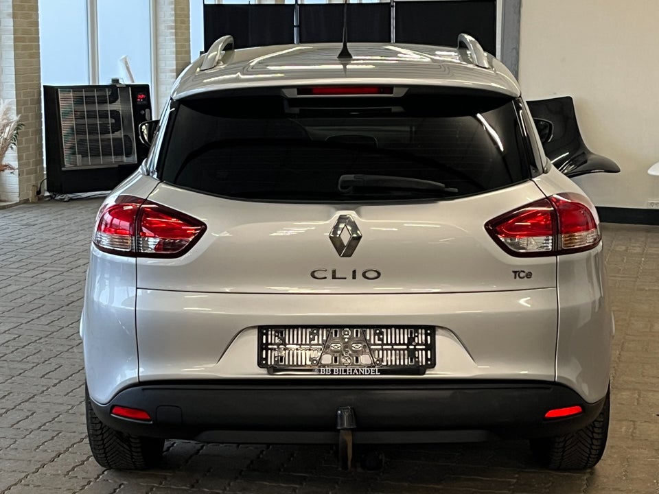 Renault Clio IV 0,9 TCe 90 Expression Sport Tourer 5d