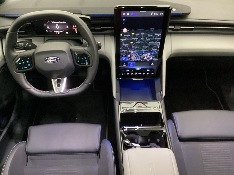 Ford Capri 77 Premium Extended Range 5d