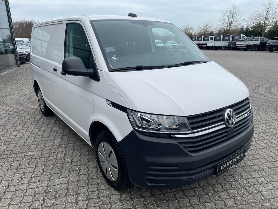 VW Transporter 2,0 TDi 150 Kassevogn DSG kort