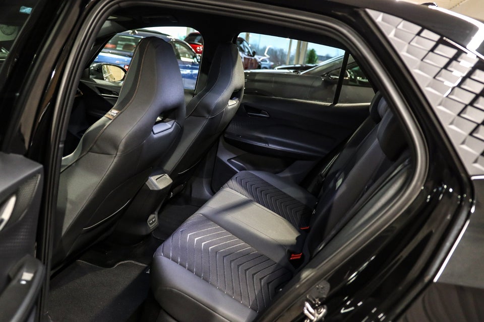 Cupra Born 77 Pasión 5d