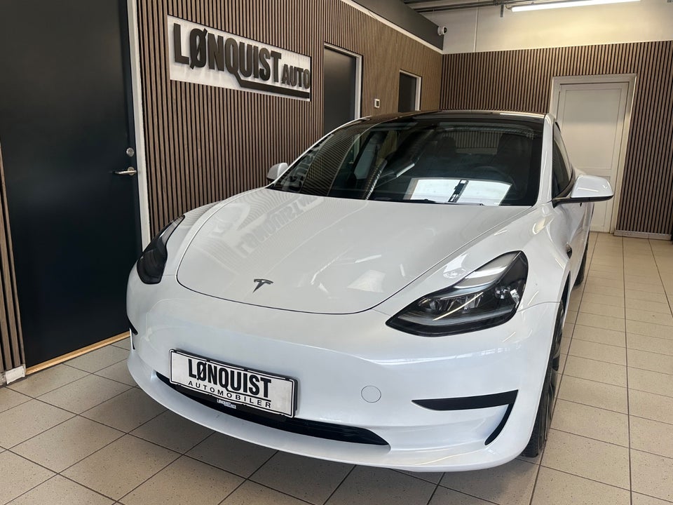 Tesla Model 3 RWD 4d