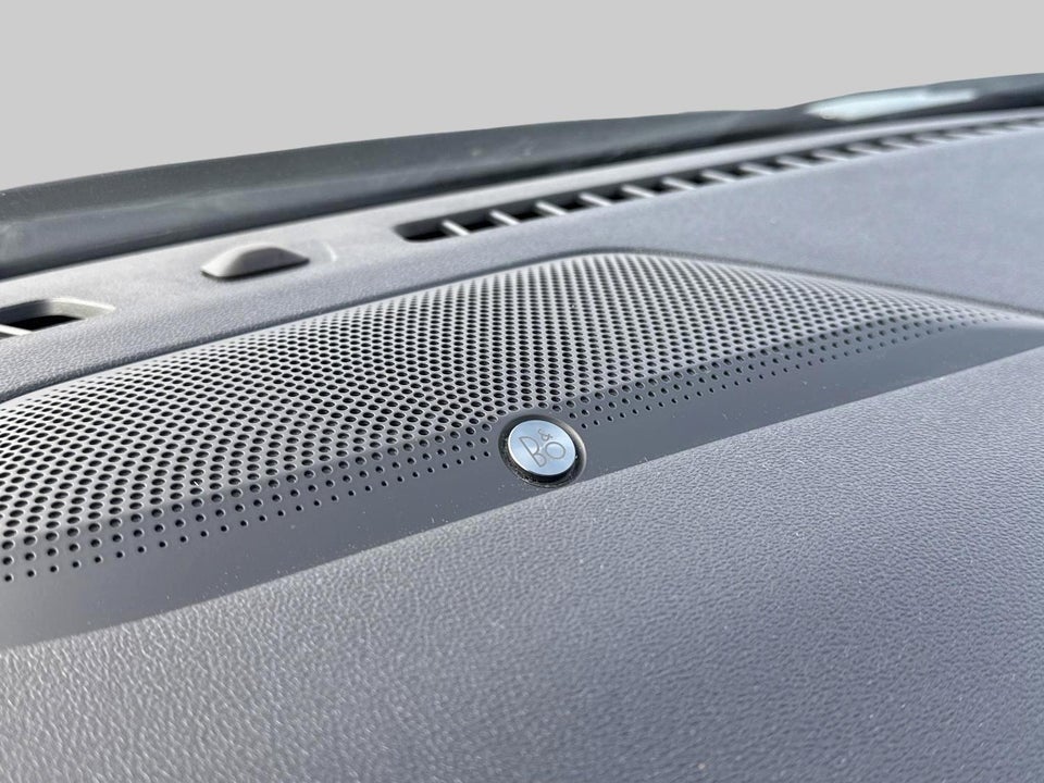 Ford Kuga 2,5 PHEV Titanium X CVT 5d