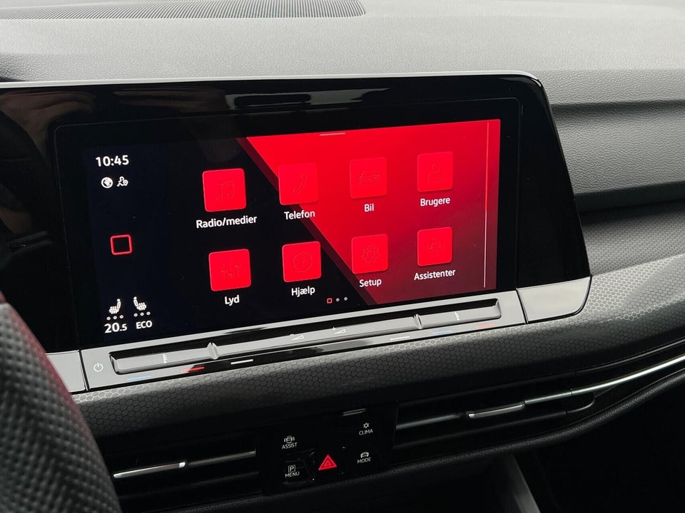 VW Golf VIII 1,4 GTE DSG 5d