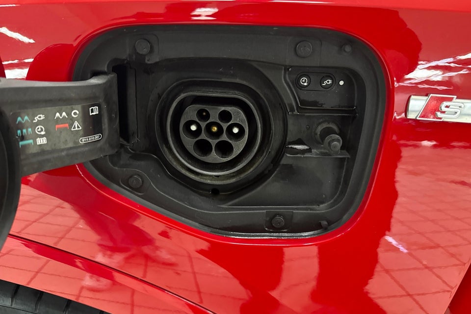 Audi Q3 45 TFSi e S-line plus S-tr. 5d