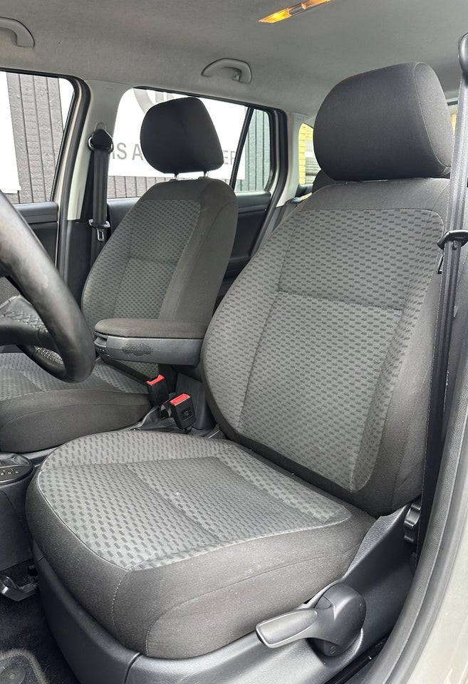 Skoda Fabia 1,2 TSi 105 Ambiente Combi DSG 5d