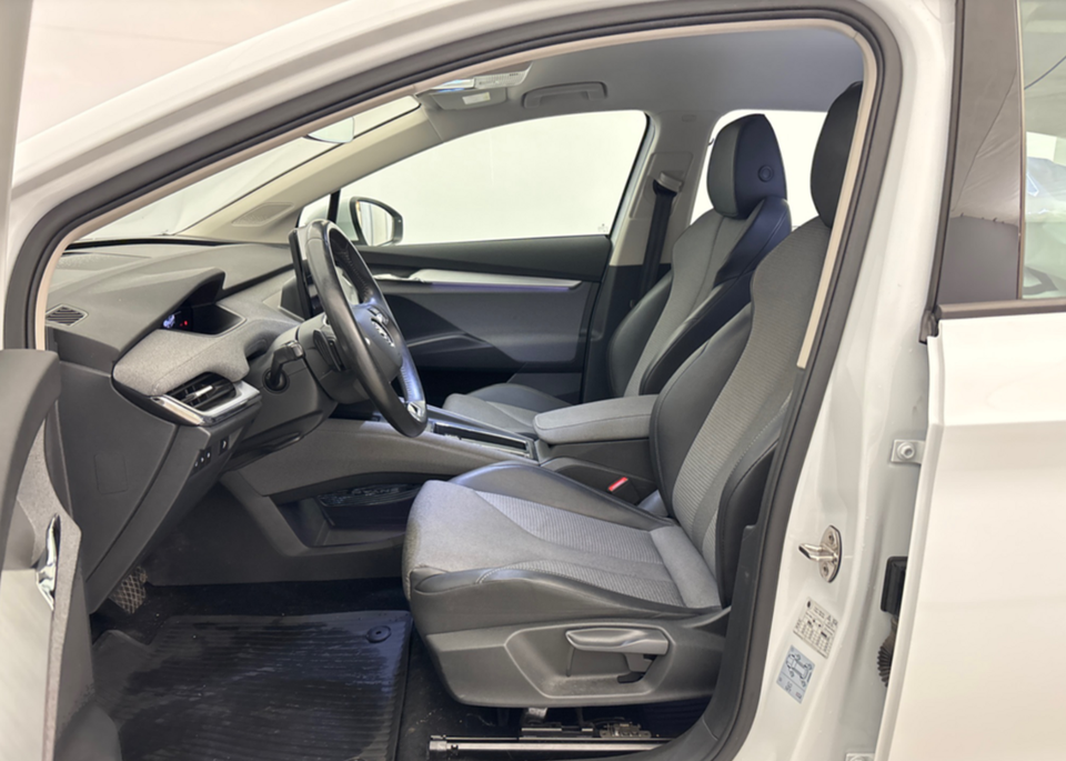 Skoda Enyaq 60 iV Loft 5d