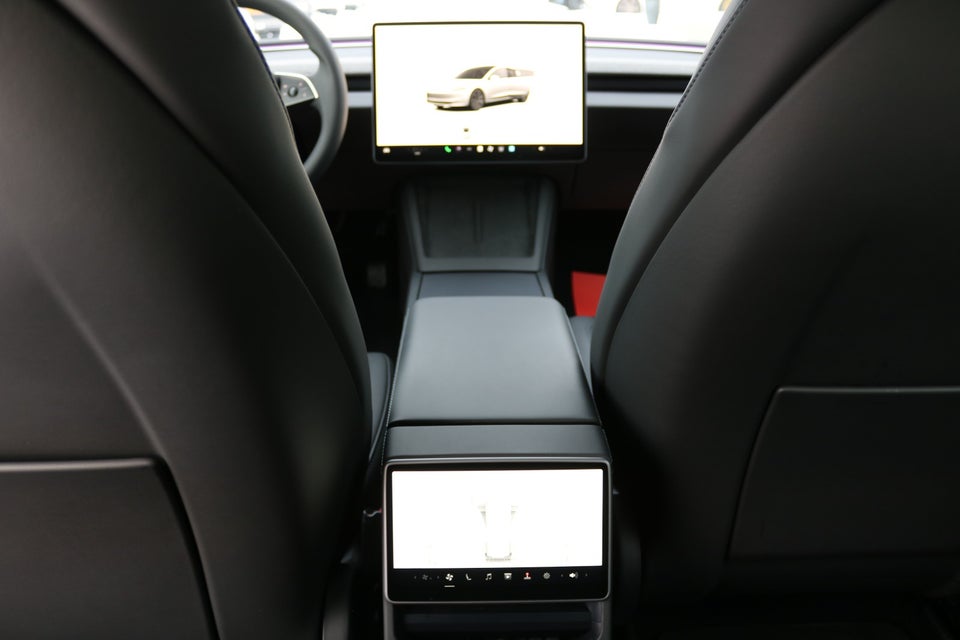 Tesla Model 3 RWD 4d