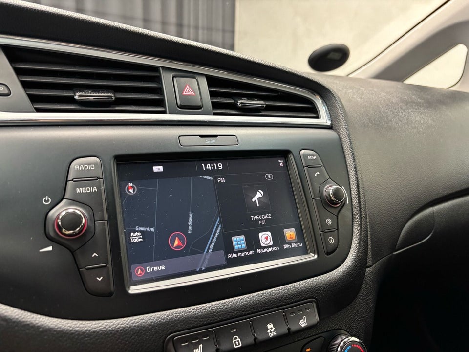 Kia Ceed 1,4 CVVT Style Limited SW 5d