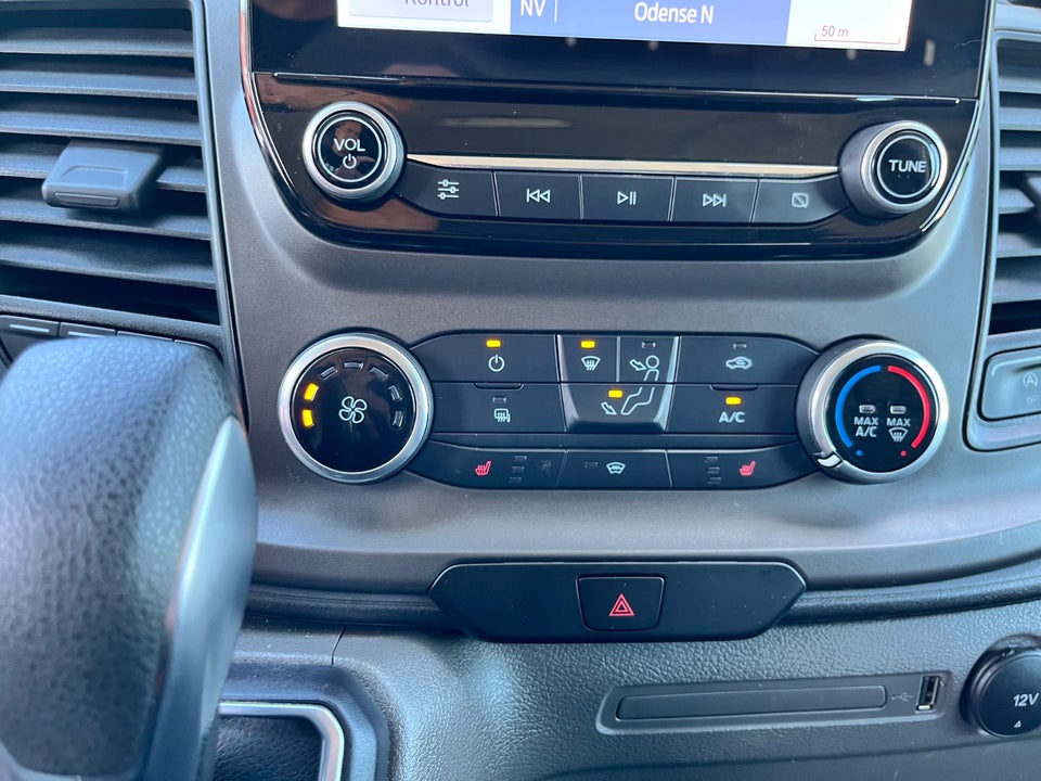 Ford Transit Custom 320L 2,0 TDCi 170 Trend aut.