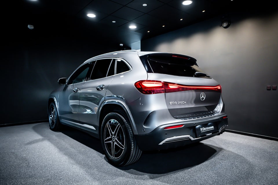 Mercedes EQA250+ AMG Premium 5d