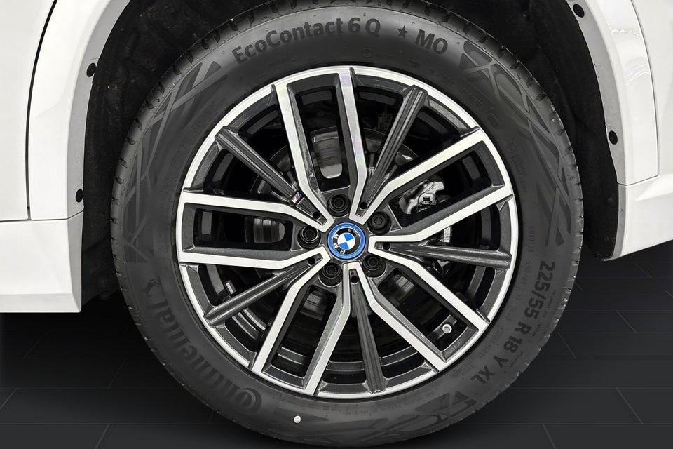 BMW iX1 eDrive20 M-Sport 5d