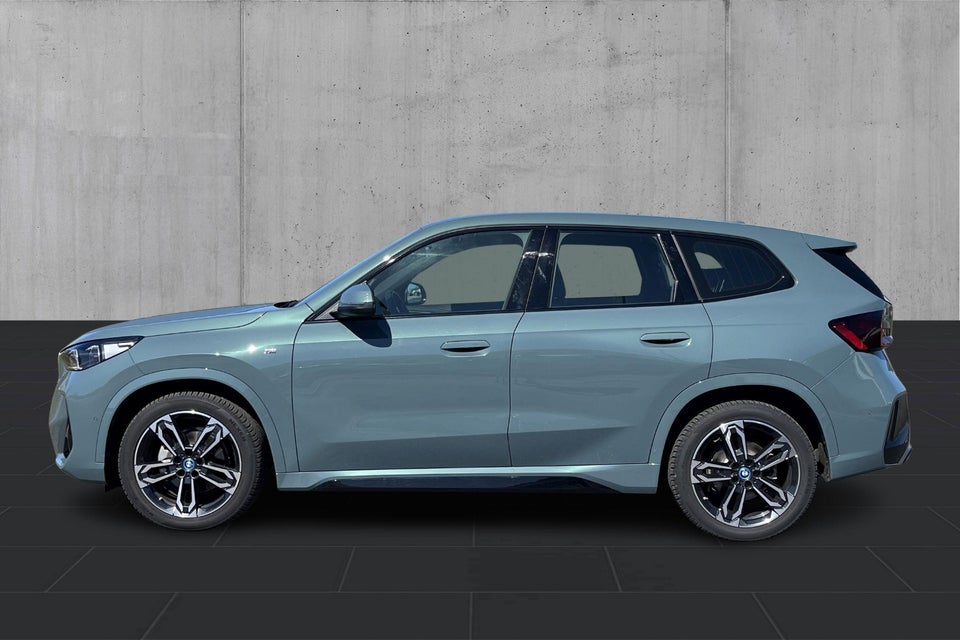 BMW iX1 eDrive20 M-Sport 5d
