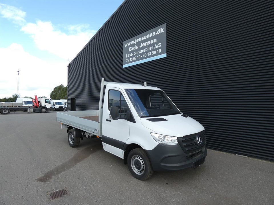 Mercedes Sprinter 317 2,0 CDi A2 Chassis aut. RWD 2d